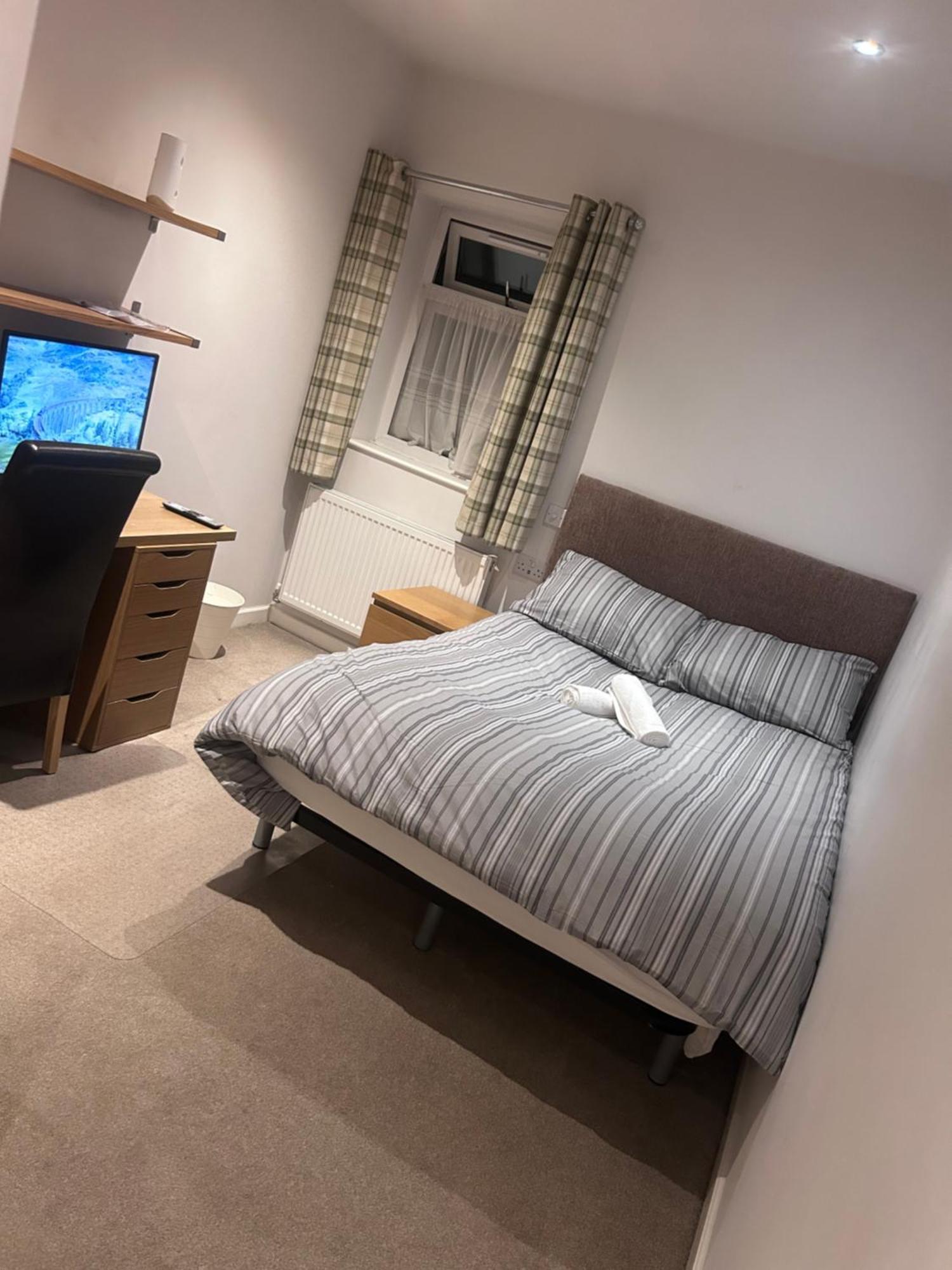 Seafords Guest House Stoke-on-Trent Esterno foto