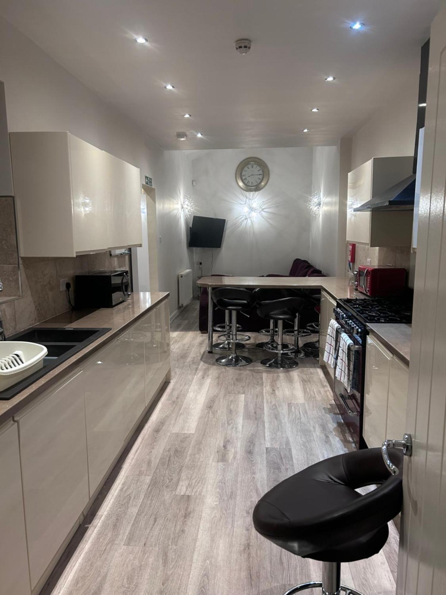 Seafords Guest House Stoke-on-Trent Esterno foto