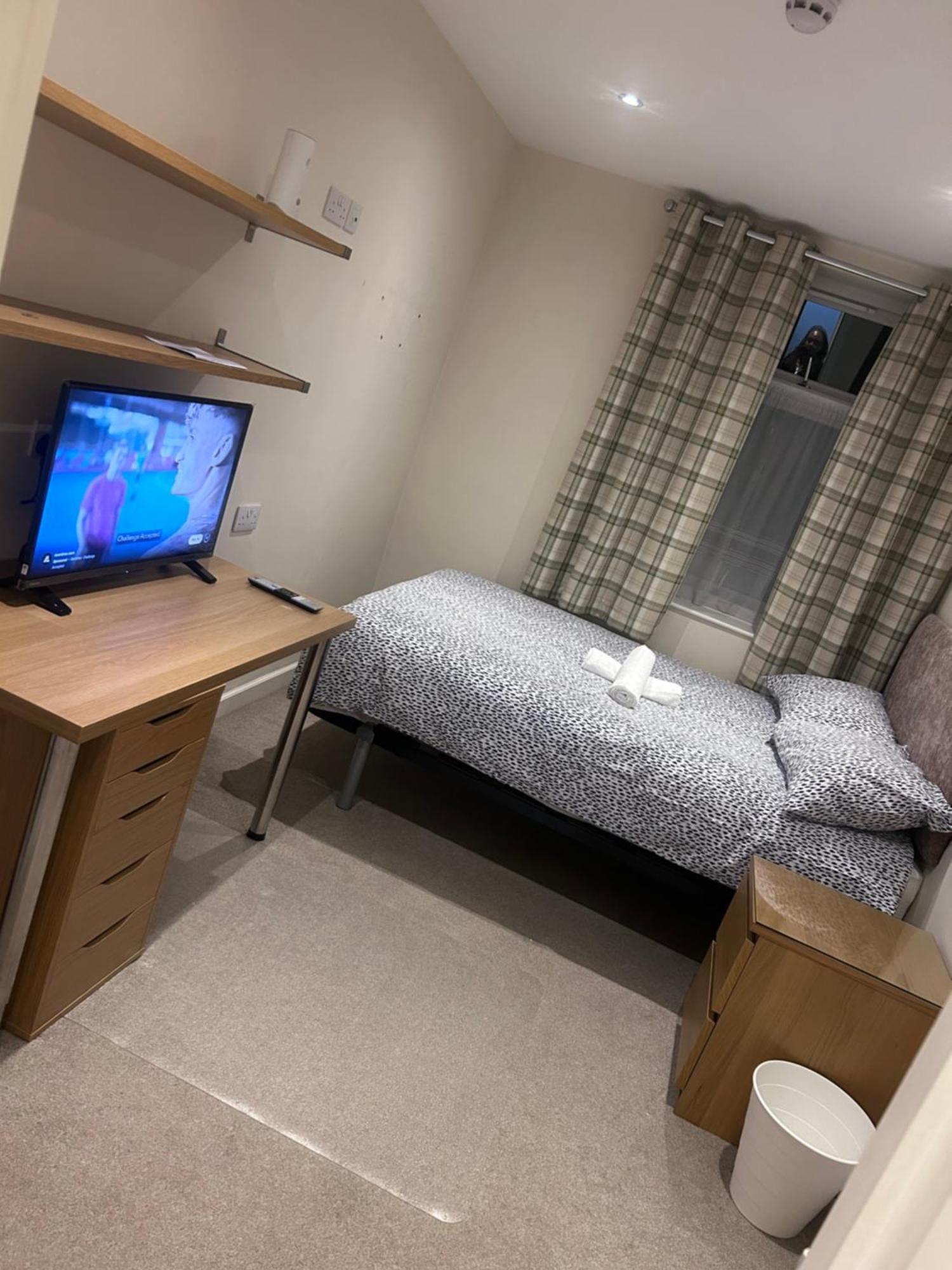 Seafords Guest House Stoke-on-Trent Esterno foto