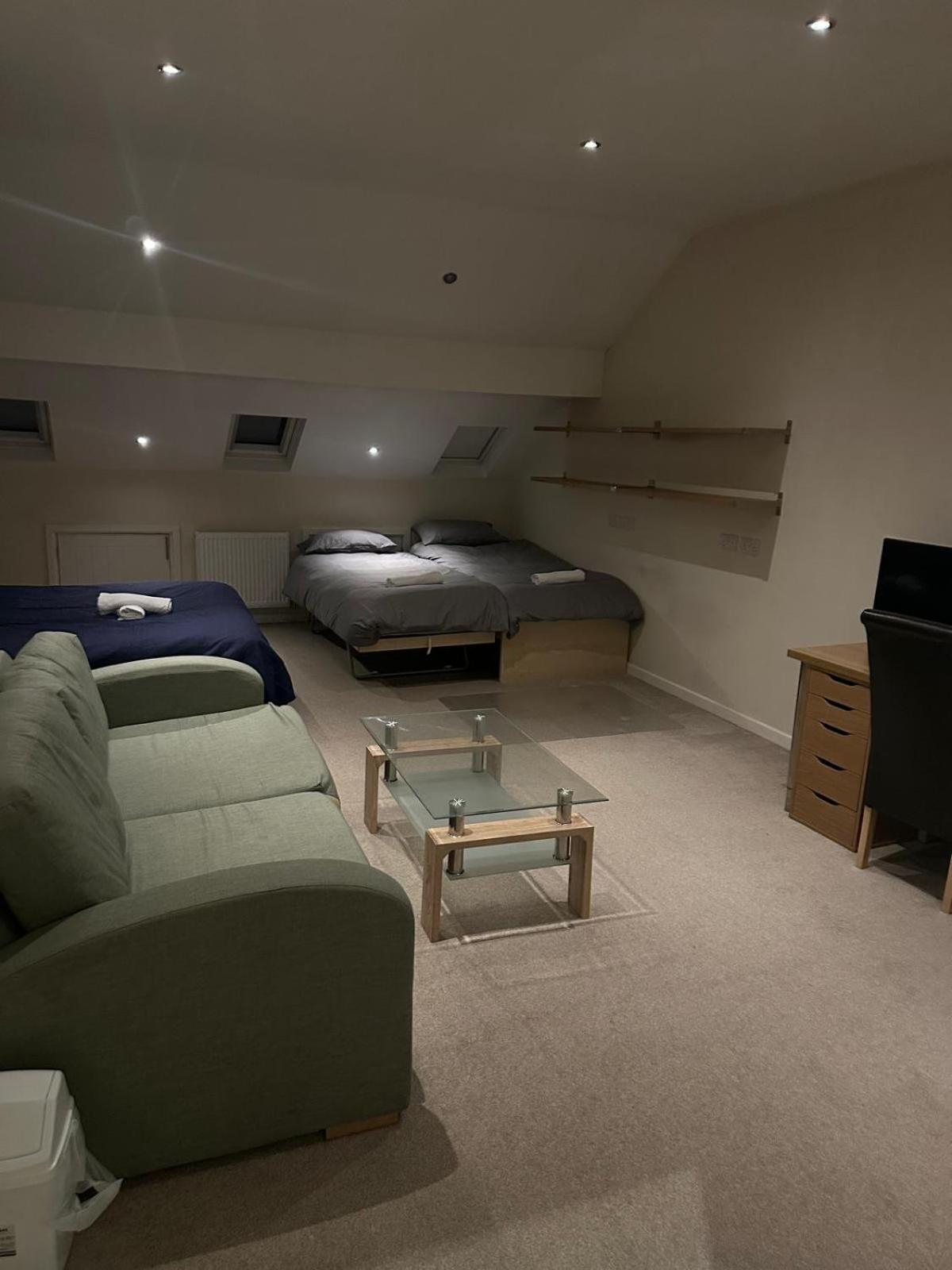 Seafords Guest House Stoke-on-Trent Esterno foto